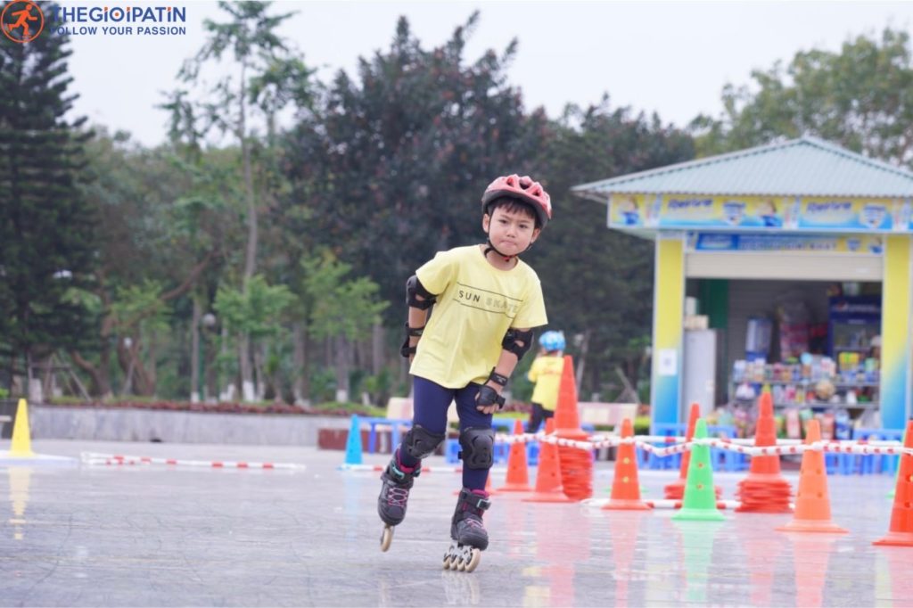 giày patin Flying Eagle trẻ em